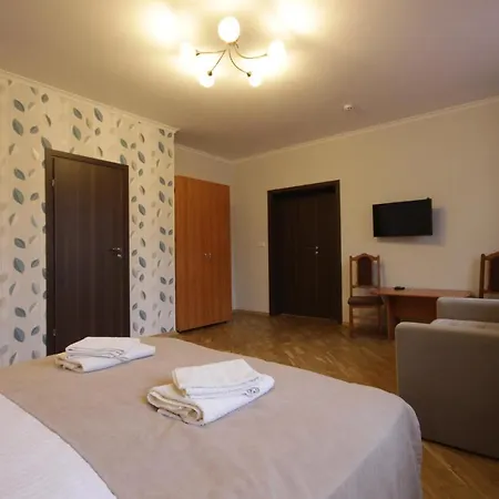 Valentyna Hotel Skhidnytsia