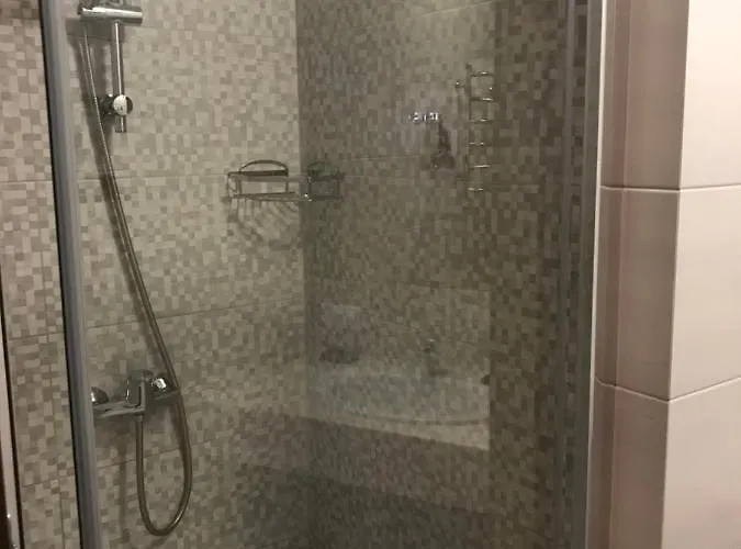 Valentyna Hotel